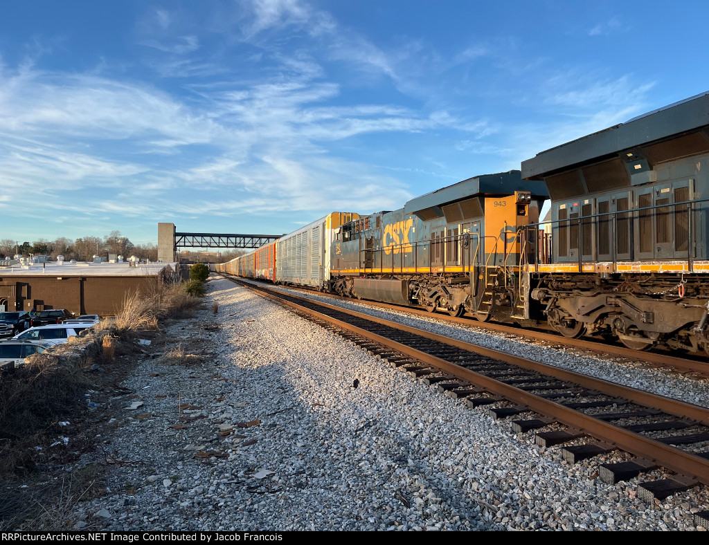 CSX 943